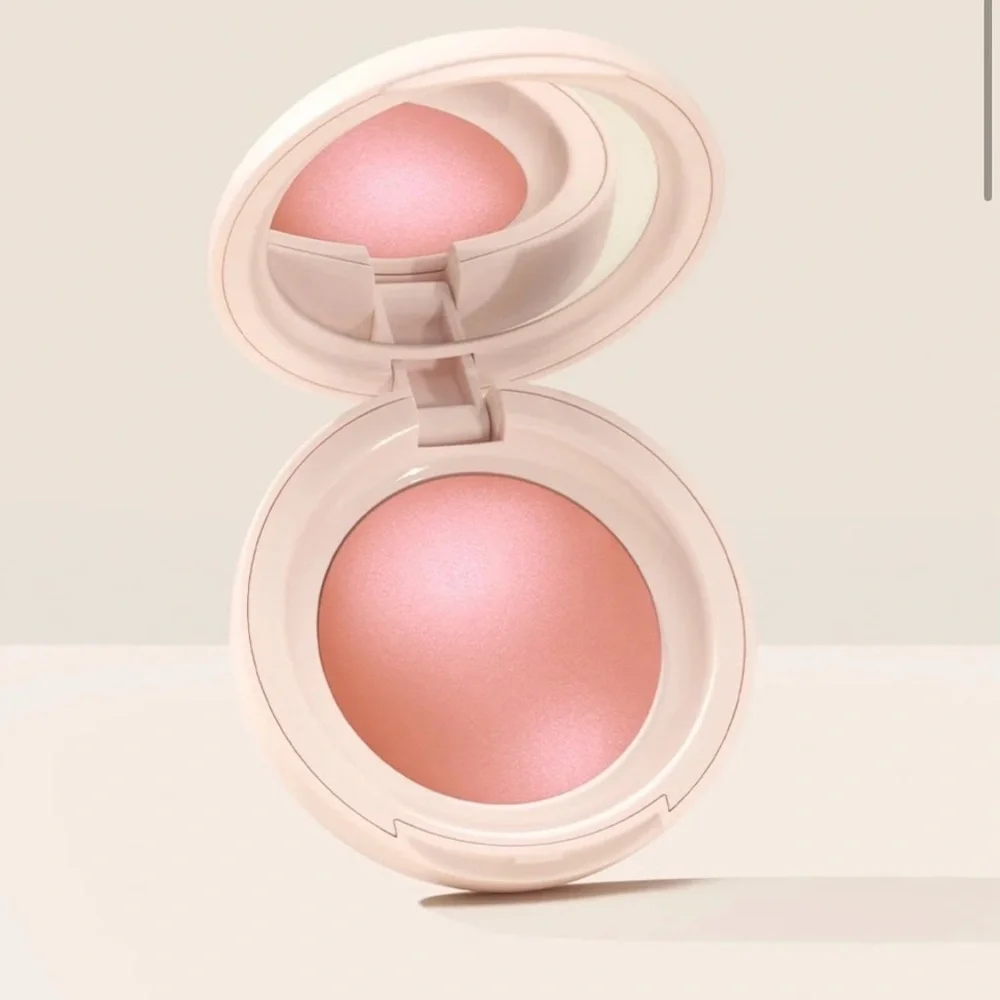RARE BEAUTY By Selena Gomez Soft Pinch Luminous Powder Blush In Hope